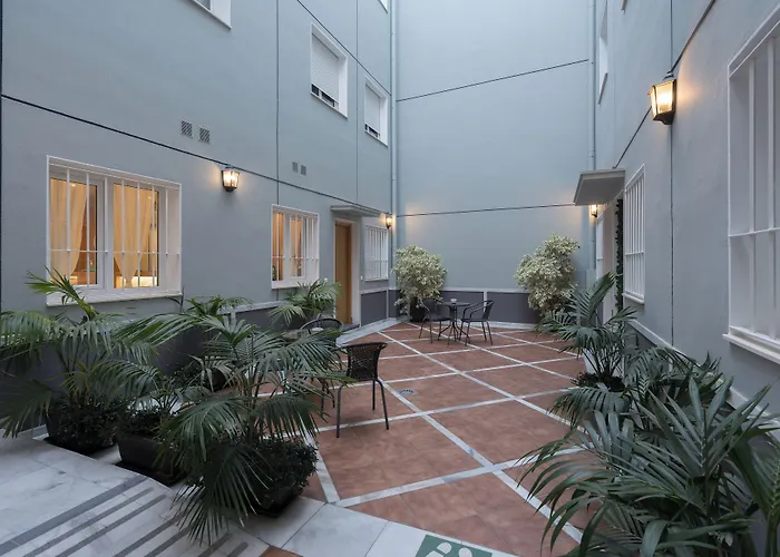 Aparthotel Plaza de la Luz Cádiz